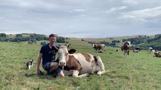 Bertrand Grégoire. « Une meilleure connaissance des prairies apporte un autre regard sur les parcelles moins productives. » Bertrand Grégoire. « Une meilleure connaissance des prairies apporte un autre regard sur les parcelles moins productives. »
